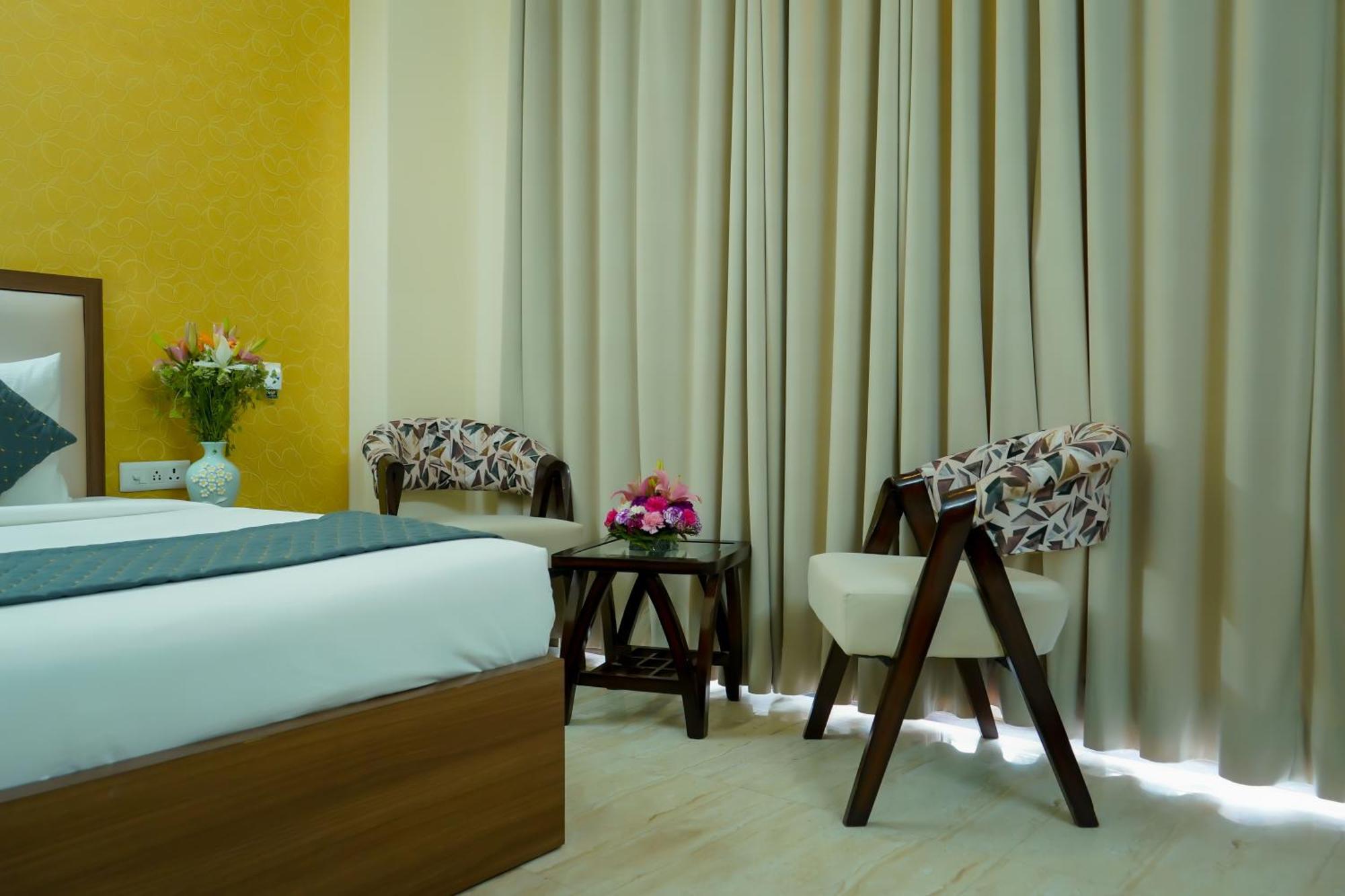 Hotel The Luxe 18 - Golf Course Road Gurgaon Exterior foto